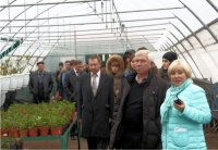 18 октября 2013 г. -  Визит в садовый центр в п. Курумоч министра сельского хозяйства и продовольствия Самарской области Альтергота В.В. и глав муниципалитетов области.